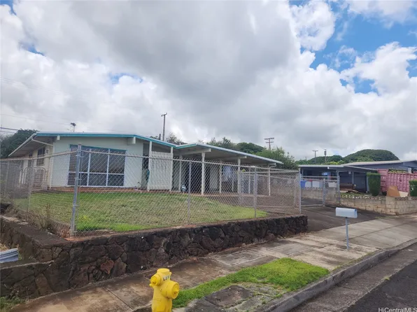 1984 Hoohai St, Pearl City, HI 96782