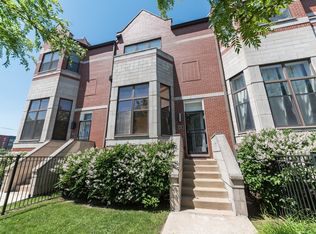 836 E 45th St, Chicago, IL 60653