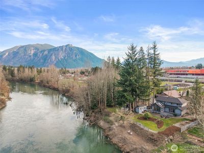 39170 SE Park Street, Snoqualmie, WA, 98065