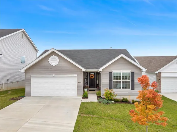 2811 Winding Valley Dr, Fenton, MO 63026