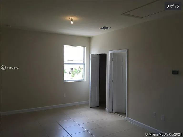 9520 SW 171st Ct — Photo 6