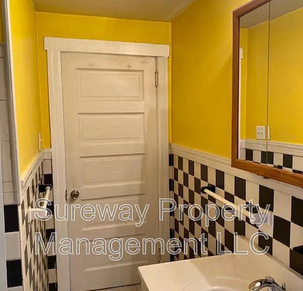 12 Atlantic Ave #2 — Photo 10