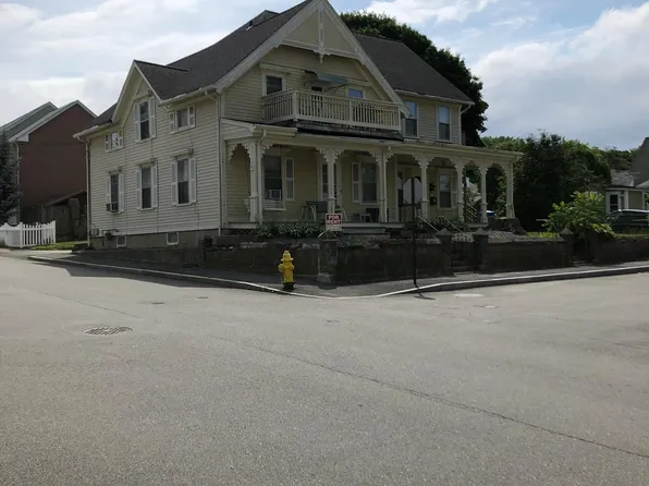 130 Central St Floor 2, Manville, RI 02838