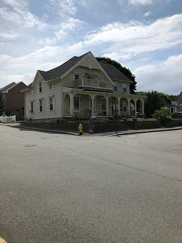 130 Central St #2 Photo 1
