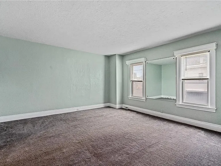 530 Carothers Ave — Photo 9