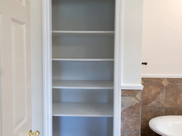 140 Thomas Dr — Photo 14