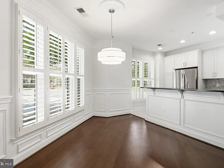 1302 Duke St — Photo 12