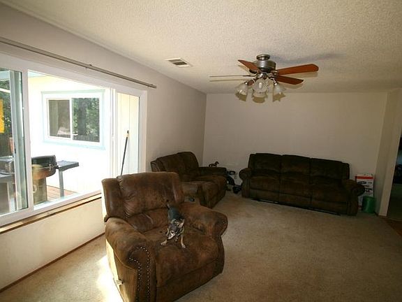 4th image of 5086 Chico St