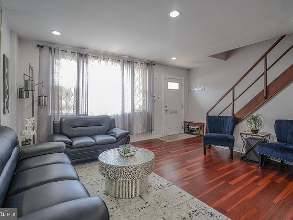 5th image of 5821 Oxford Ave