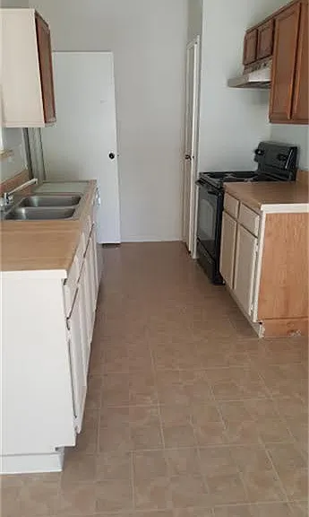6717 Greenyard Dr — Photo 3