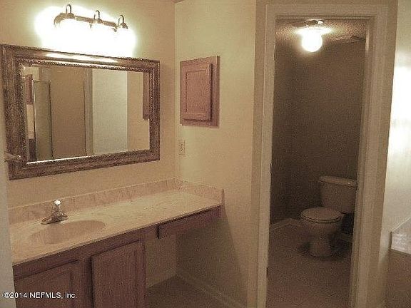 3rd image of 3372 Chimney Dr