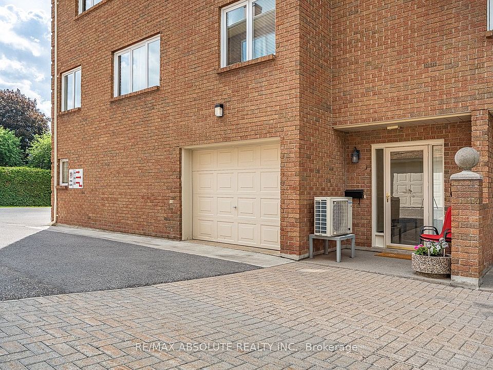 1st image of 206 Stratas Ct