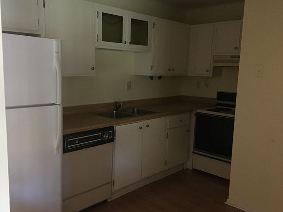 5th image of 5346 Waterbury Ln APT 1501A