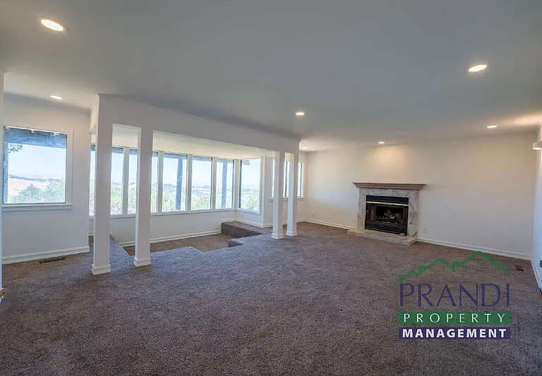 645 Fawn Dr — Photo 11