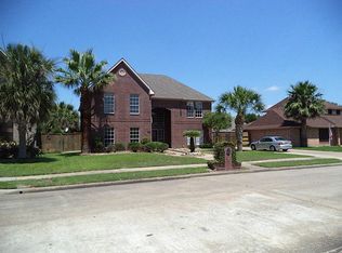 3918 Rhodes Dr, Pasadena, TX 77505