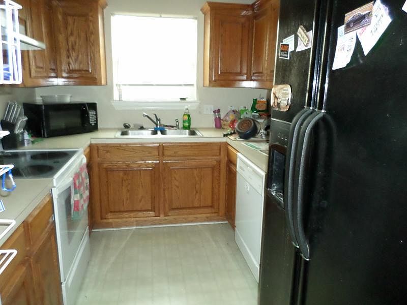 2nd image of 2003 Cottonwood Dr