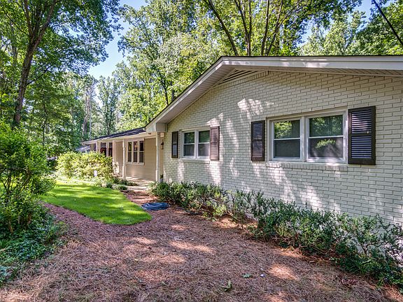 2nd image of 1404 Forest Dr SE
