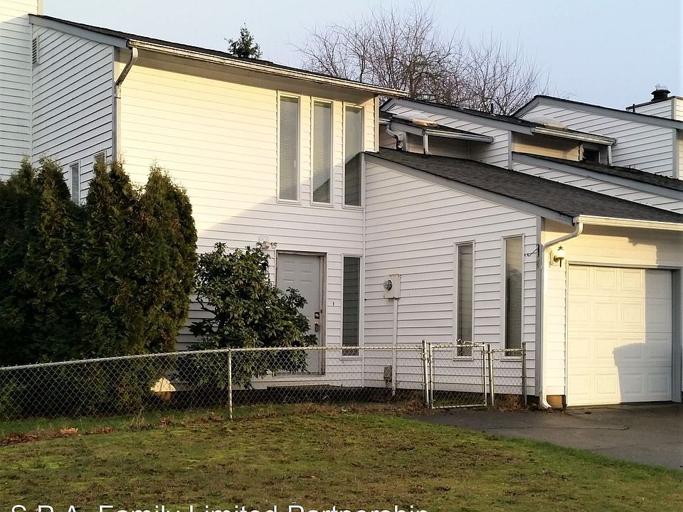 1st image of 1261 29th St SE