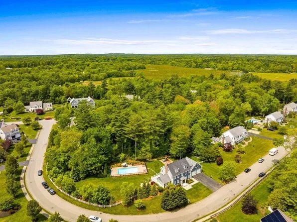 23 Walnut Hill Dr, Scituate, MA 02066