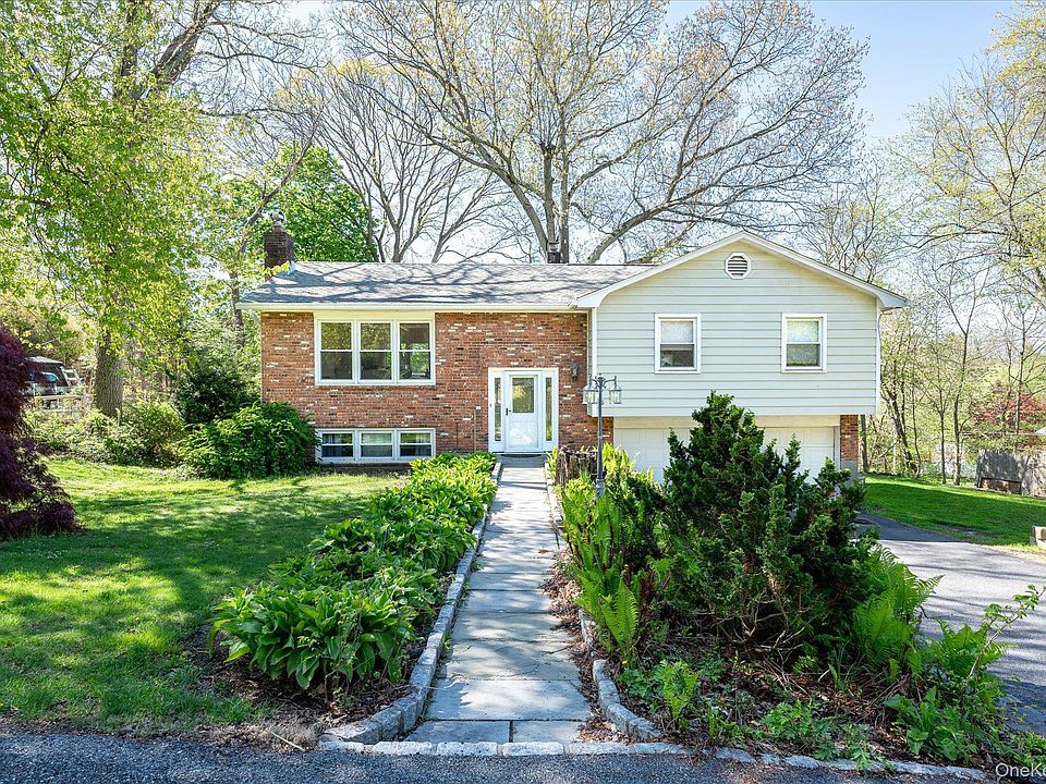 1st image of 6 Amawalk Avenue