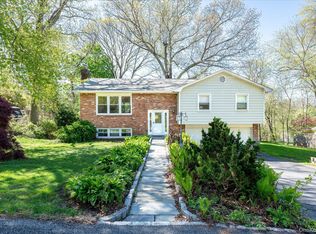 6 Amawalk Ave, Amawalk, NY 10501