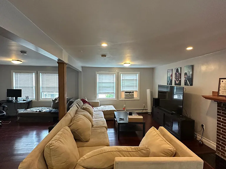 73 Almont St #2 — Photo 7