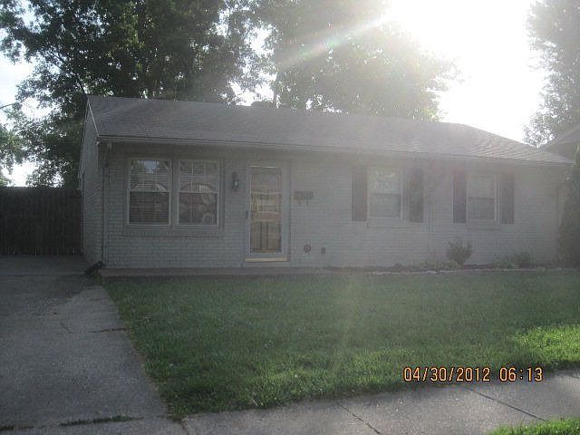 1st image of 2709 Redford Dr