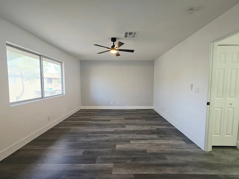 1833 Plum Ct — Photo 13