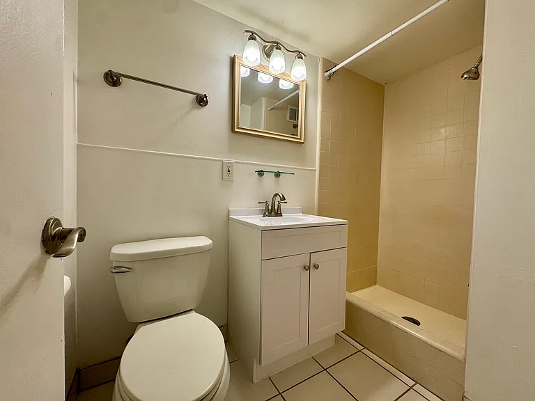 2442 Tusitala St #316 — Photo 6
