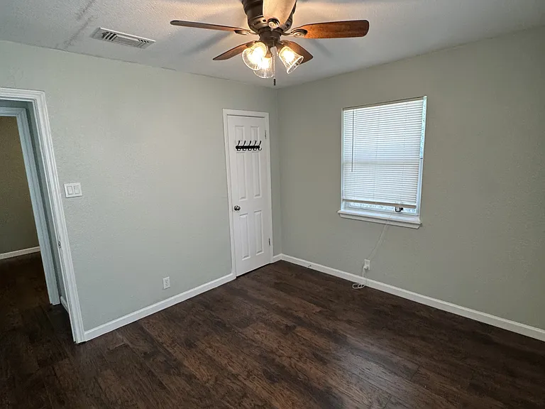 115 Plainview Dr — Photo 7