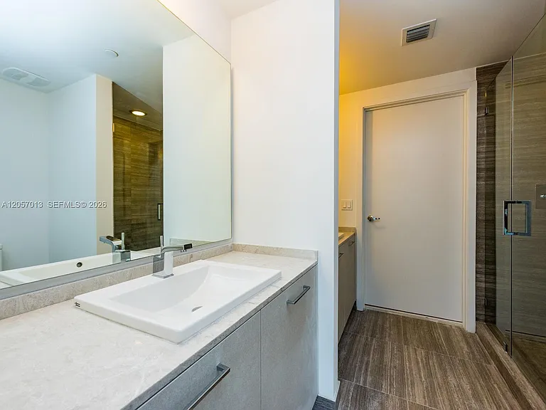 1010 Brickell Ave #3701 — Photo 20
