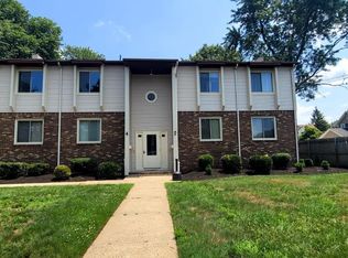 4 C St, Middlesex, NJ 08846