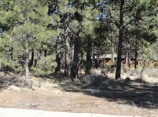 60844 Yellow Leaf St, Bend, OR 97702