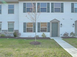 289 Melbourne Ln, Mechanicsburg, PA 17055
