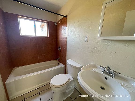 3rd image of 1209 N Arapahoe St