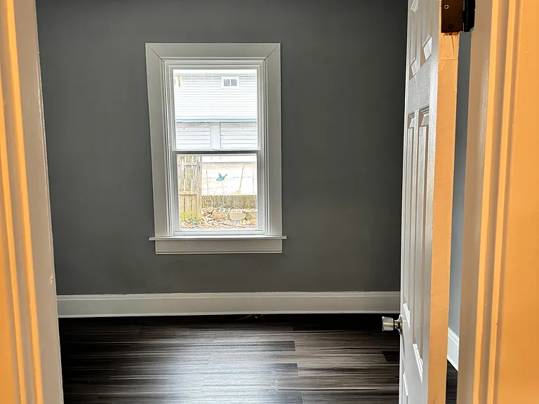 115 E 30th St #2 — Photo 14