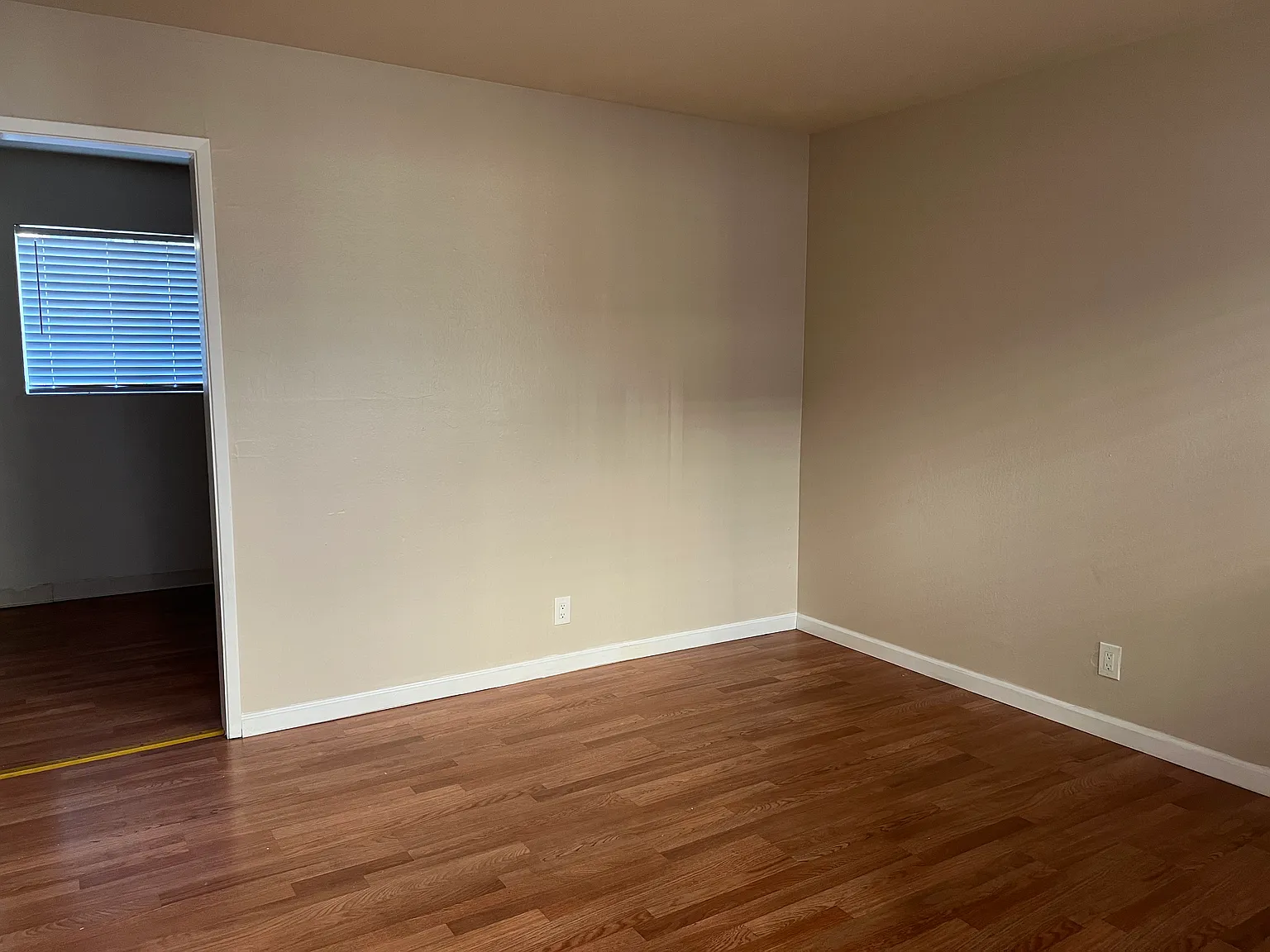 3108 Lone Tree Way — Photo 2