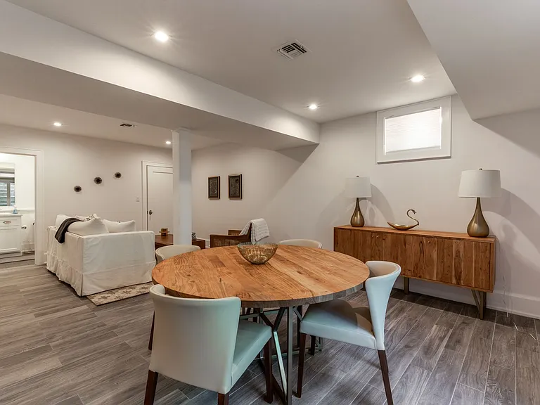 Woodcrest Dr — Photo 26