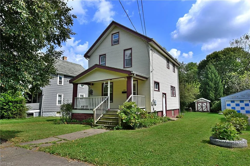 1724 Ogden Ave NW photo 1