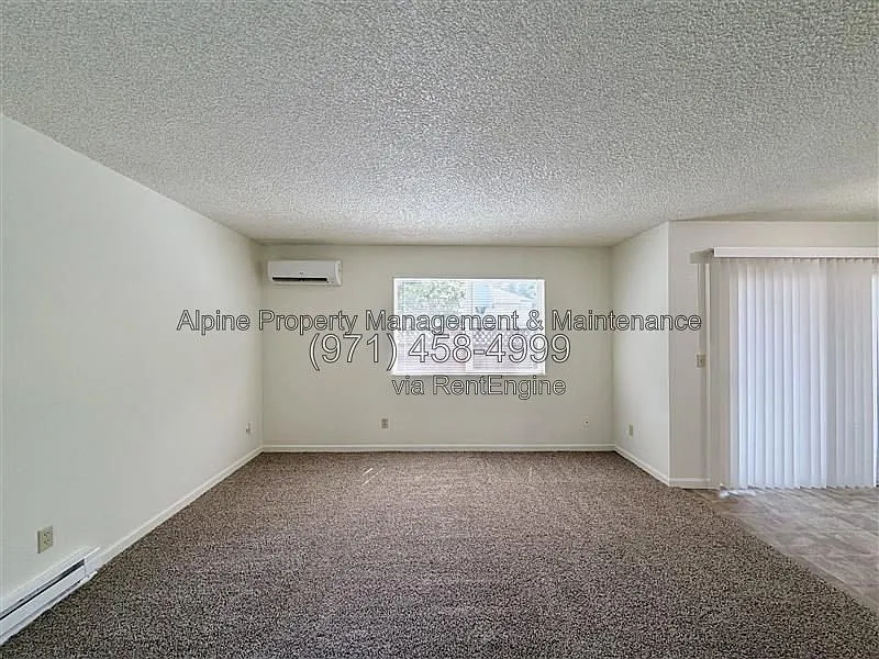 2 bed, 1.0 bath, 930 sqft, $1,495 — Photo 4