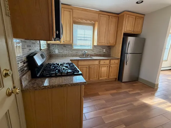 127 Winslow Pl, Garwood, NJ 07027