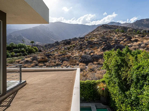 2809 S Palm Canyon Dr, Palm Springs, CA 92264