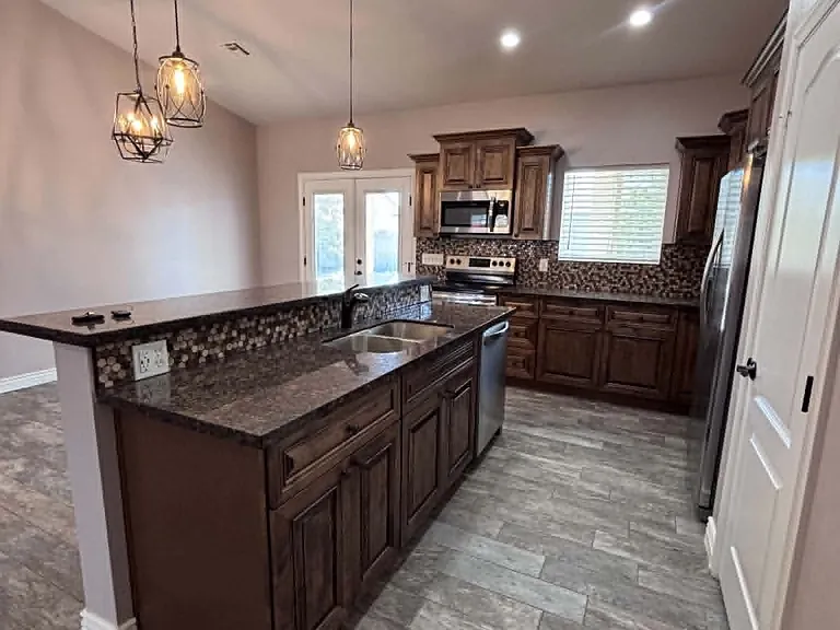 1784 N Eloisa Ln — Photo 4