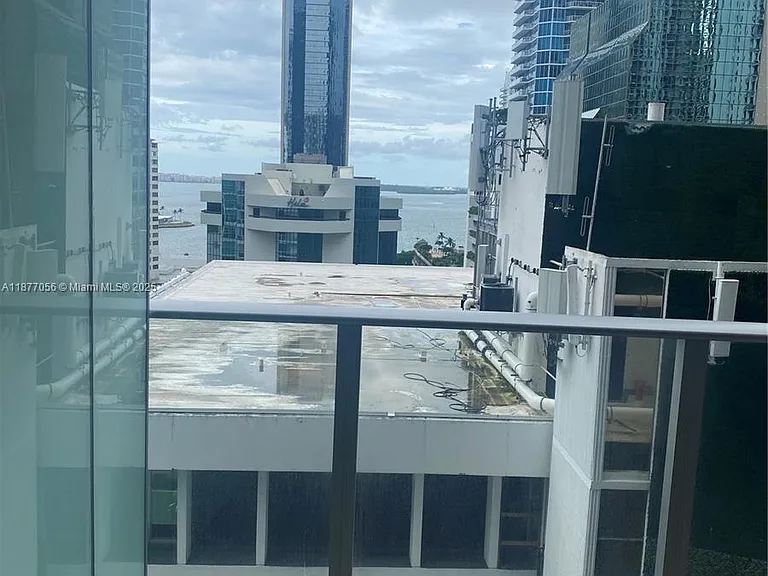 1010 Brickell Ave #1502 — Photo 1