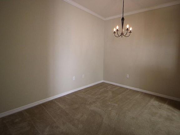 4th image of 5620 Pinnacle Heights Cir APT 204