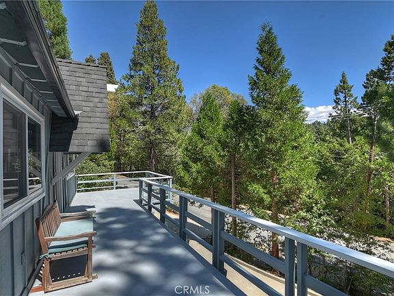3rd image of 26661 Lake Forest Dr