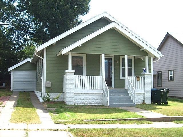 1st image of 704 8th Ave