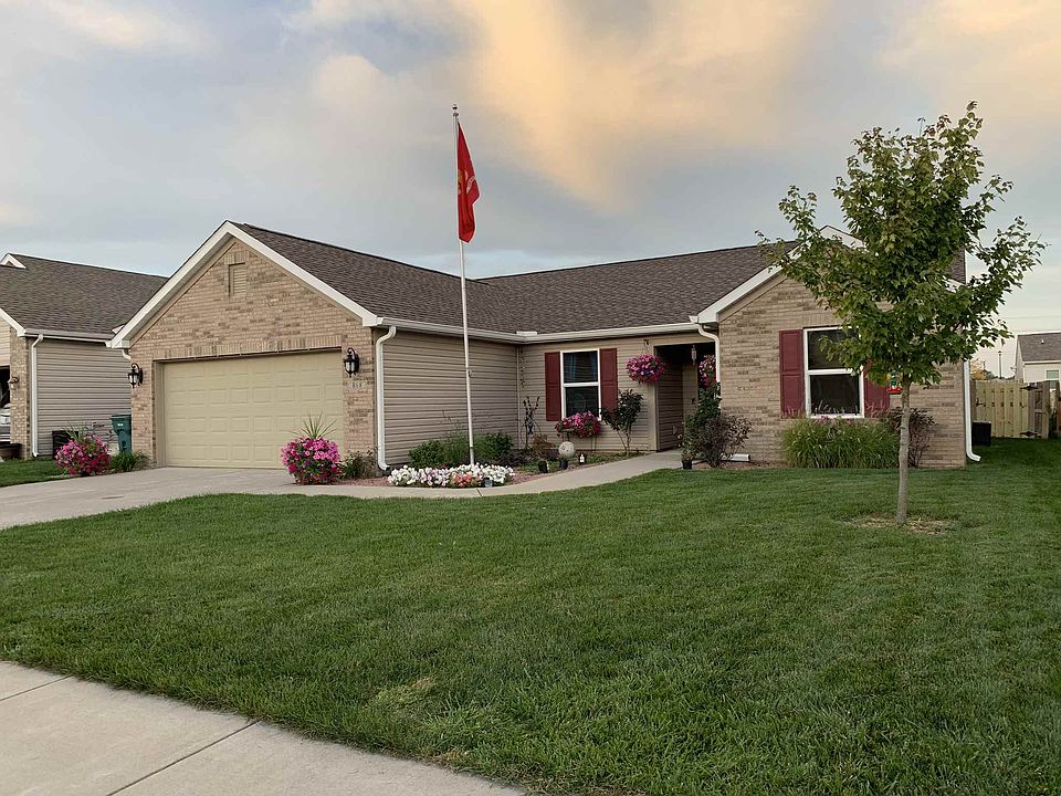 1st image of 868 Belgian Ln