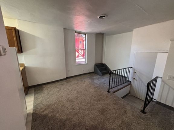 3rd image of 1908 Monongahela Ave APT 2