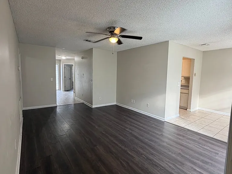 23 Talbot Ct — Photo 13
